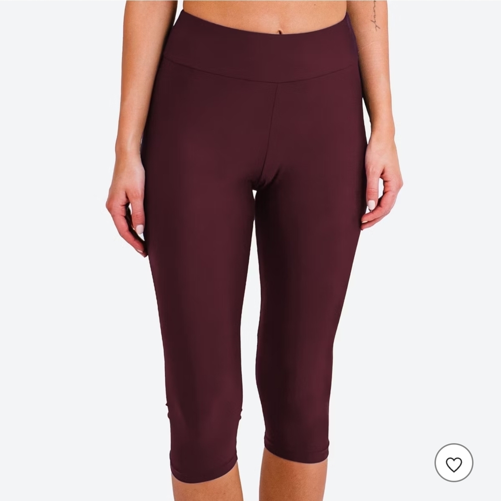 Calypsa Women's High Waisted Chlorine Resistant Capri Swim Leggings